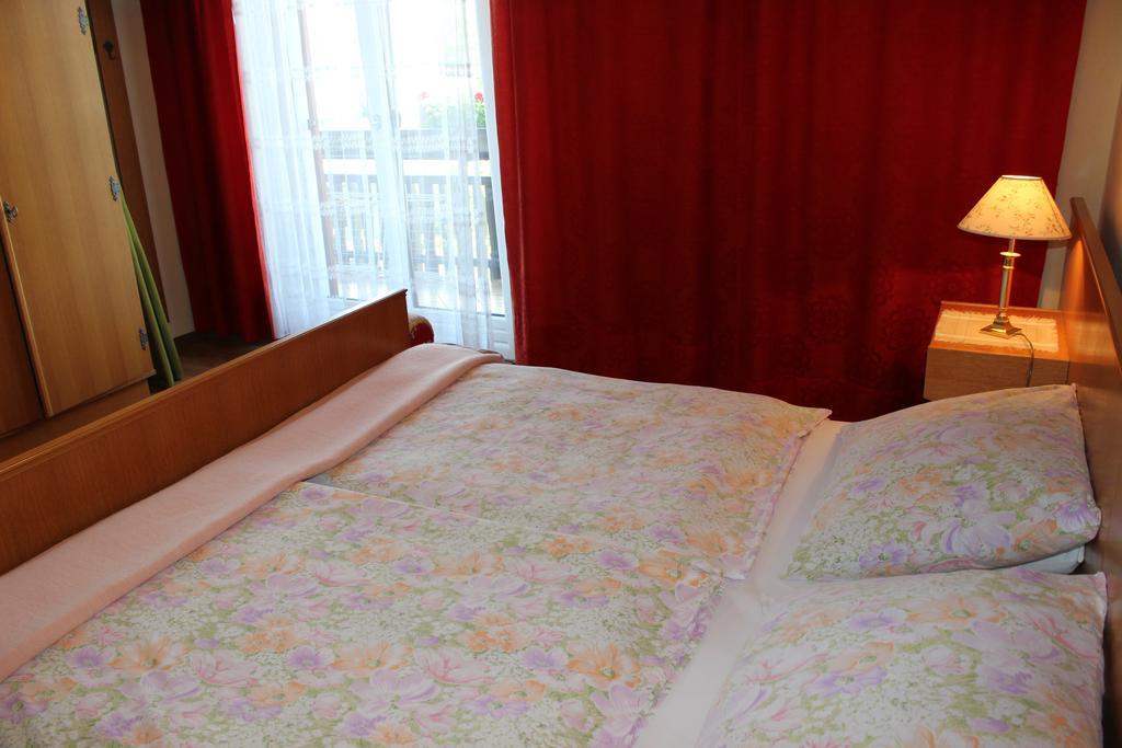 Dreimaderlhaus Apartment Velden am Woerthersee Ngoại thất bức ảnh