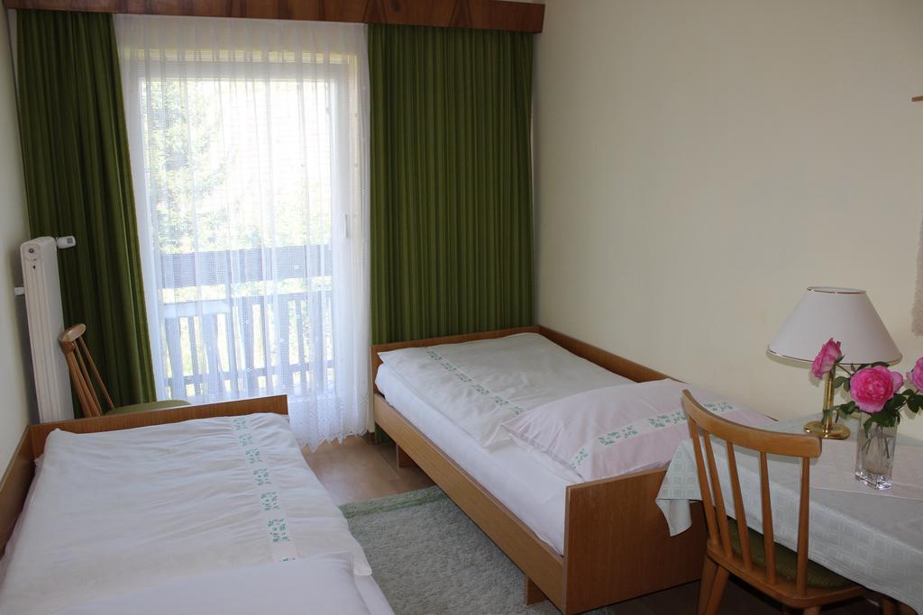 Dreimaderlhaus Apartment Velden am Woerthersee Ngoại thất bức ảnh