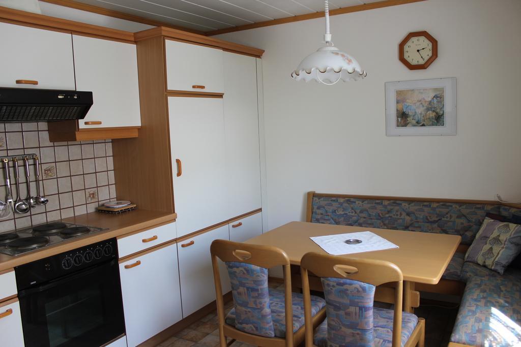 Dreimaderlhaus Apartment Velden am Woerthersee Ngoại thất bức ảnh