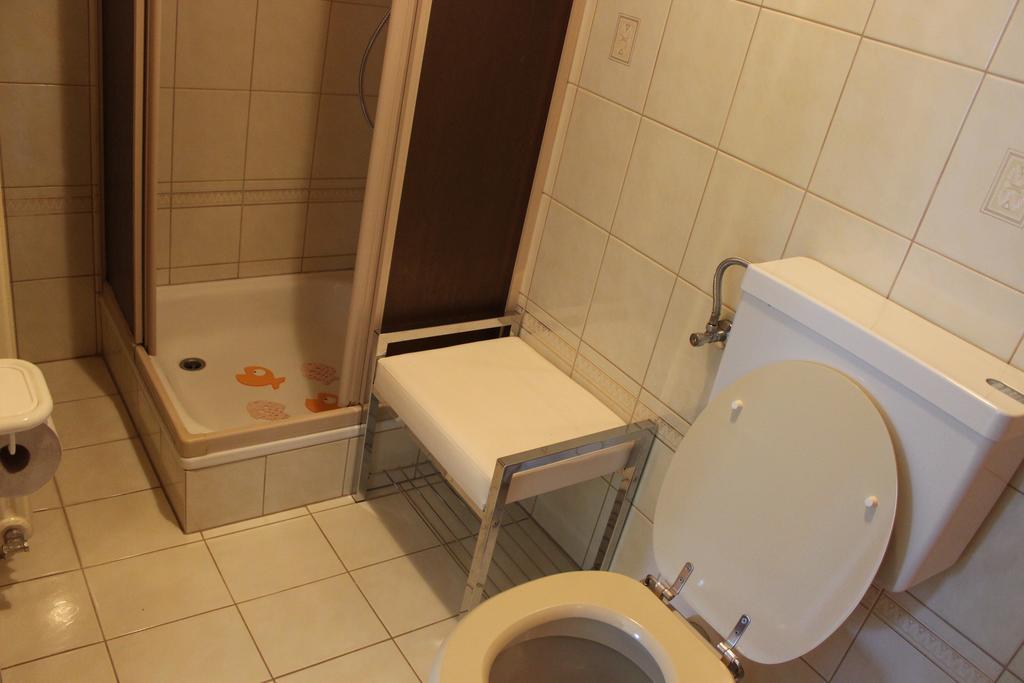Dreimaderlhaus Apartment Velden am Woerthersee Ngoại thất bức ảnh
